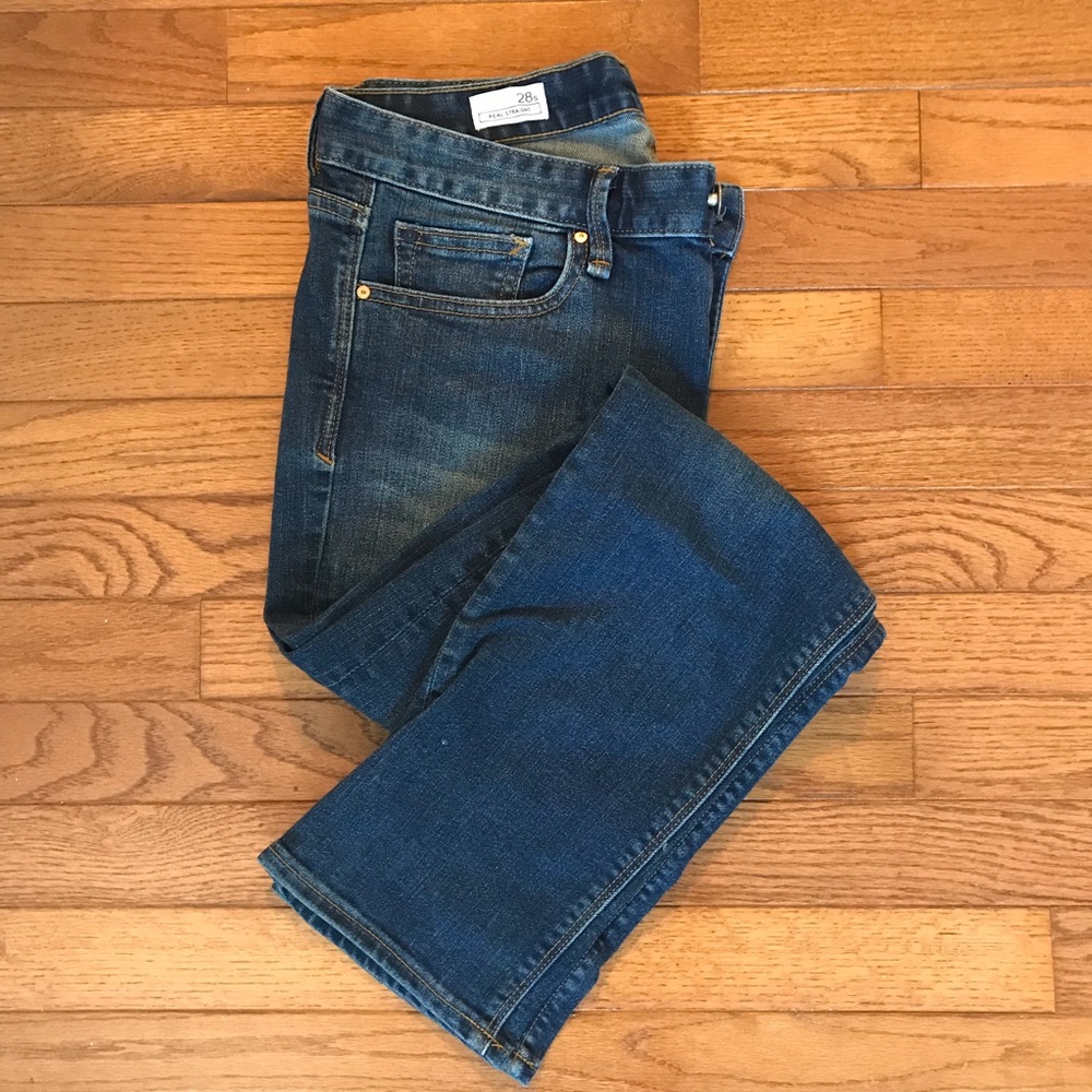 GAP Real Straight Mid-rise Jeans - Picture 2 of 4